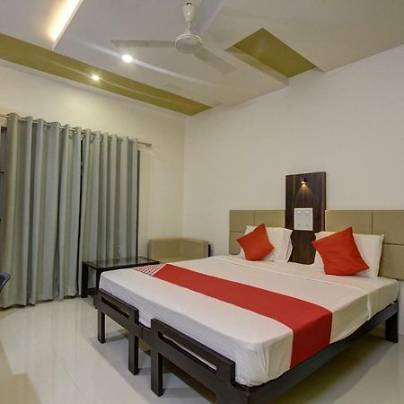 Oyo 39568 Alekha Gateway Hotel Sirsi Екстериор снимка