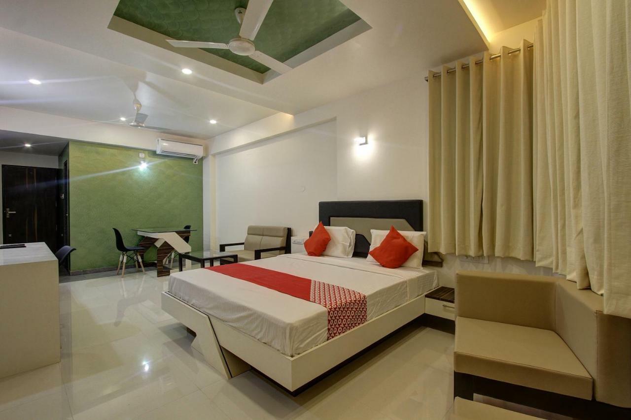 Oyo 39568 Alekha Gateway Hotel Sirsi Екстериор снимка