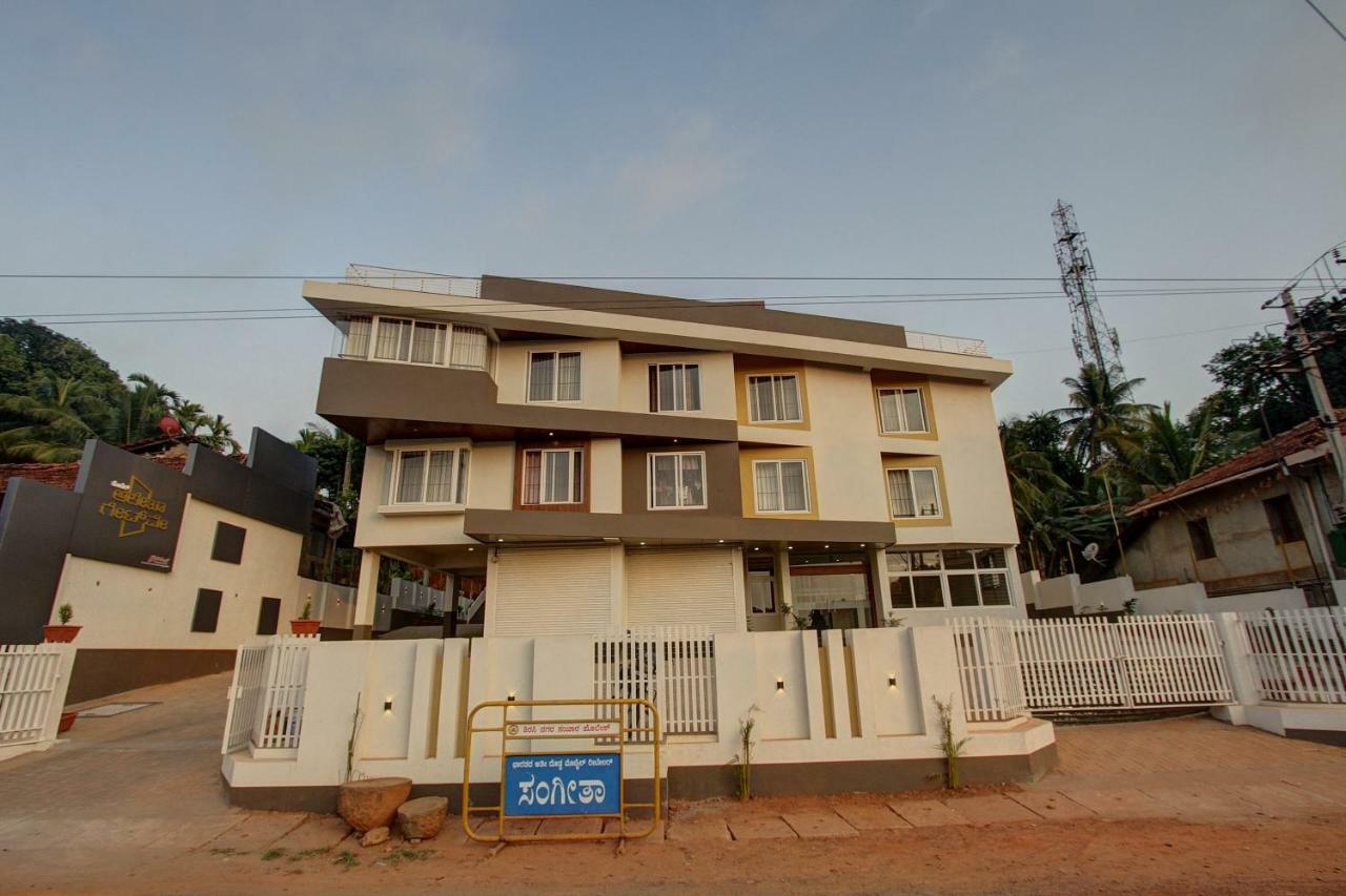 Oyo 39568 Alekha Gateway Hotel Sirsi Екстериор снимка