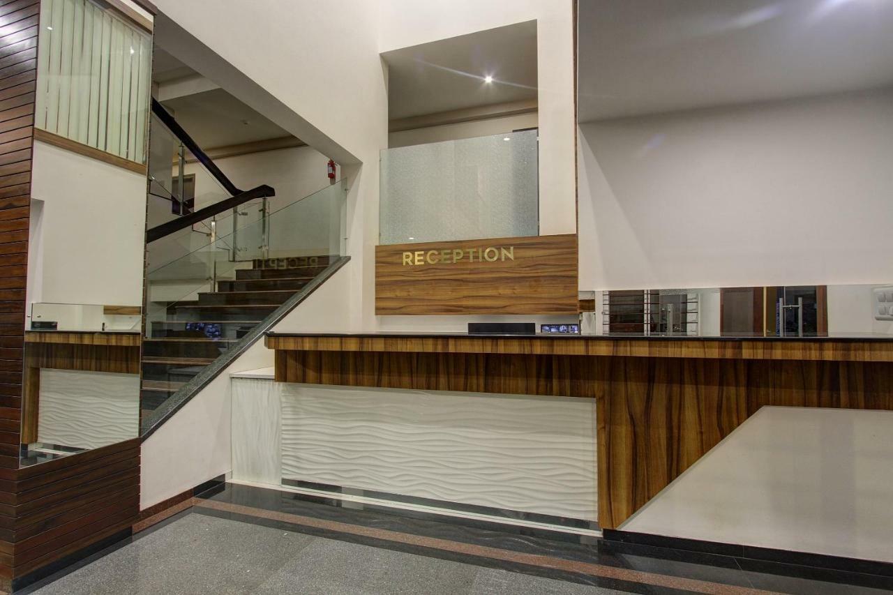 Oyo 39568 Alekha Gateway Hotel Sirsi Екстериор снимка