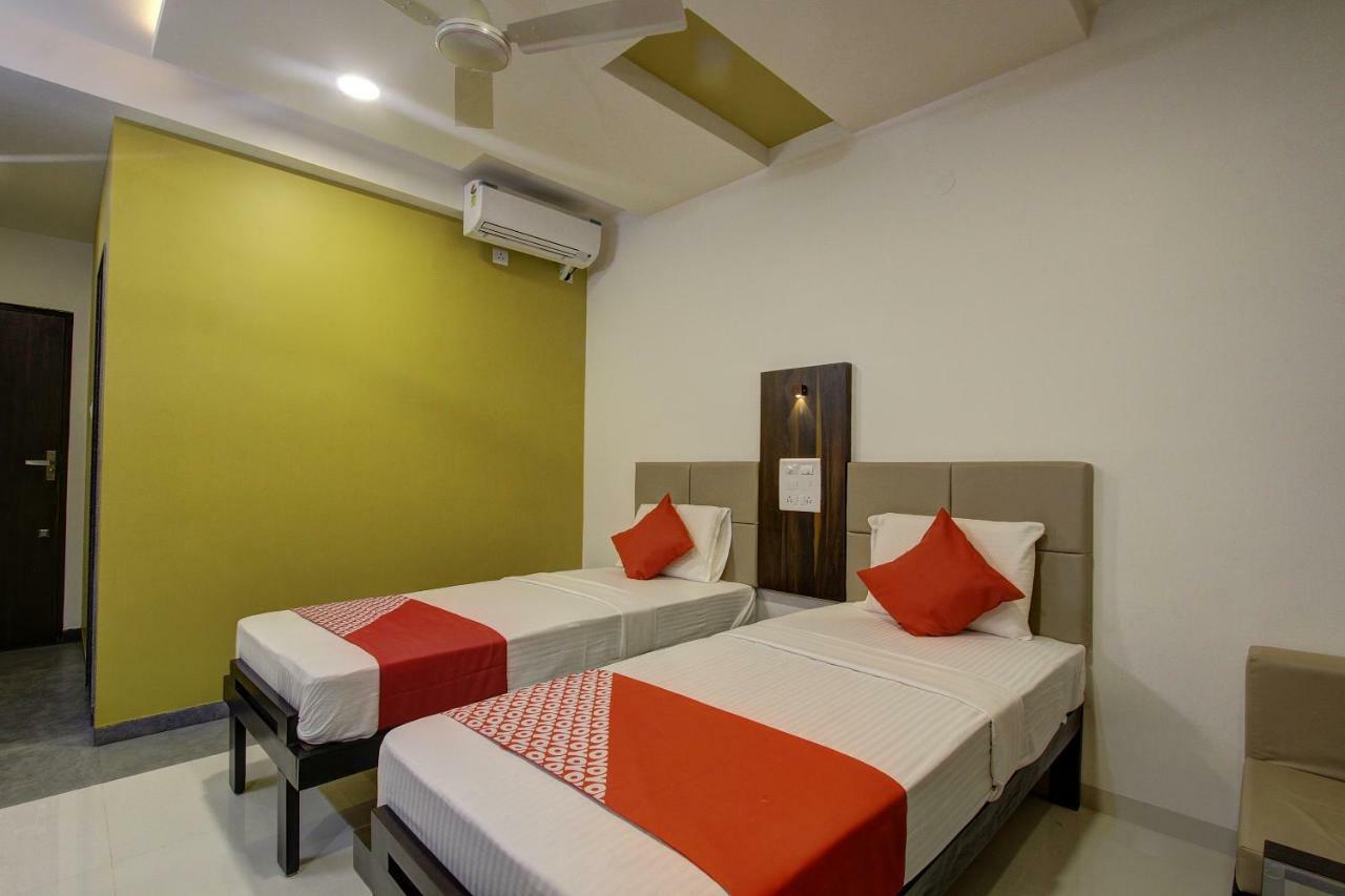 Oyo 39568 Alekha Gateway Hotel Sirsi Екстериор снимка