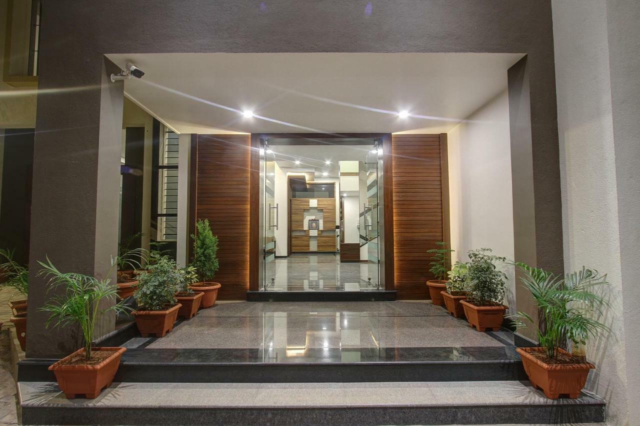 Oyo 39568 Alekha Gateway Hotel Sirsi Екстериор снимка