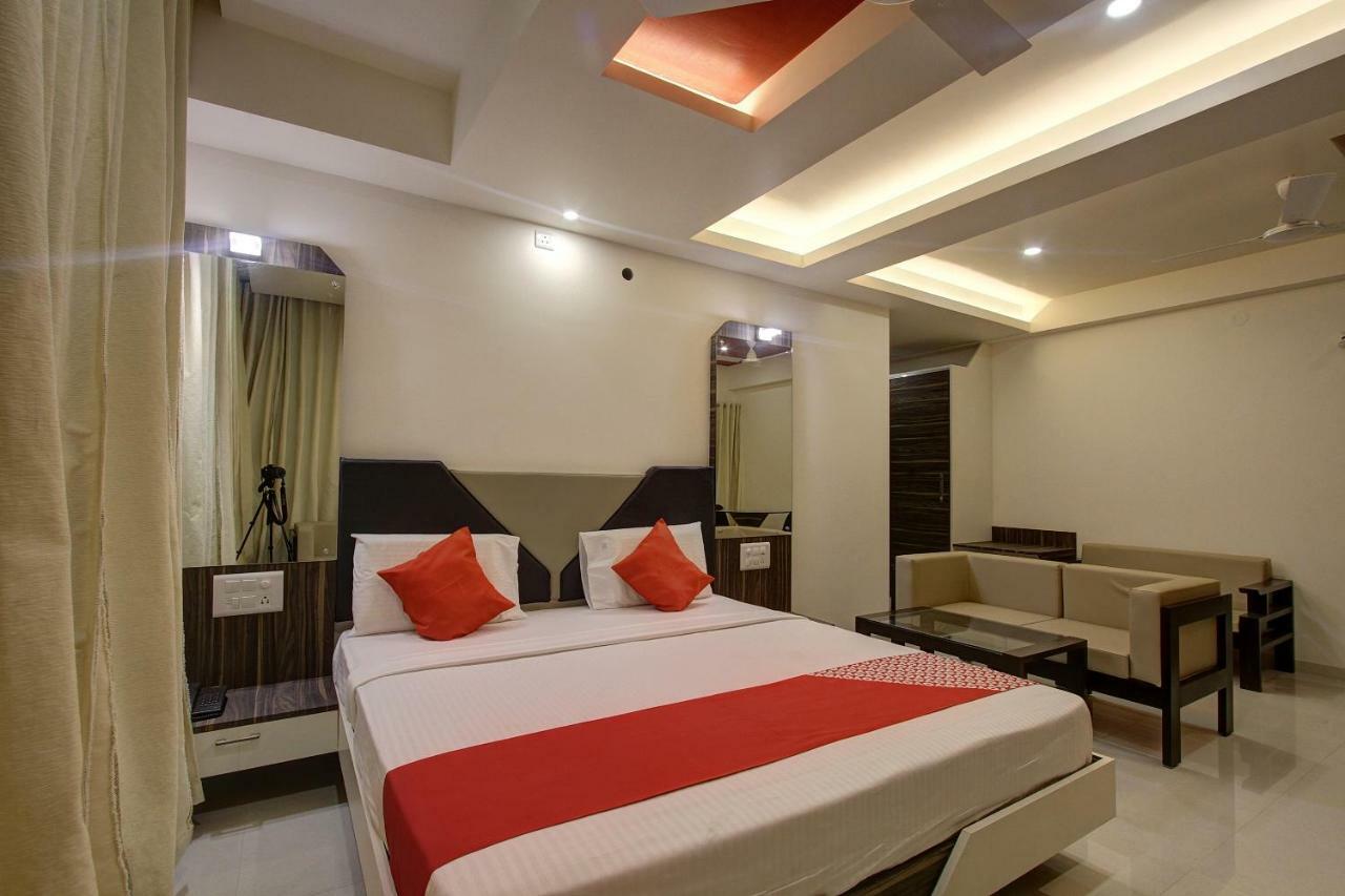 Oyo 39568 Alekha Gateway Hotel Sirsi Екстериор снимка